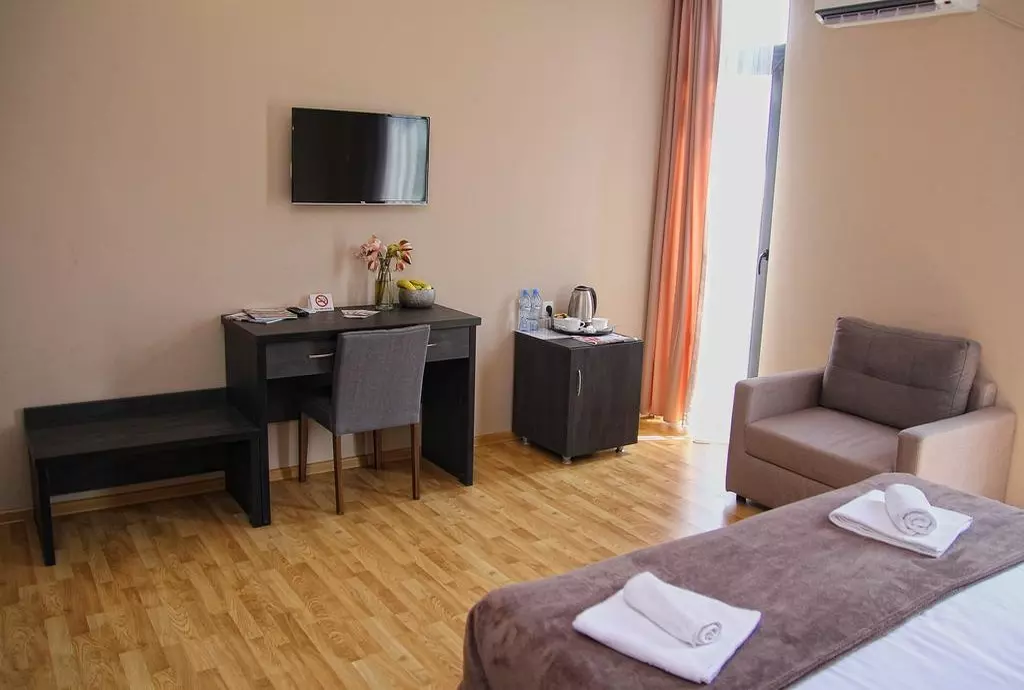 HOTEL ROGA LUX TBILISI_shabavizparvaz_07.jpg